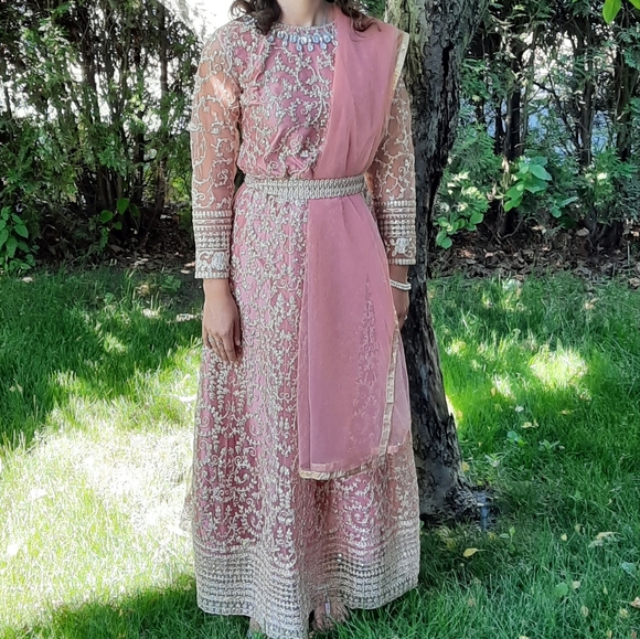 Peach/Light pink Salwar beaded size small - Picture 1 of 3
